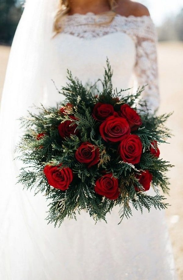 Christmas wedding bouquet idea with red roses