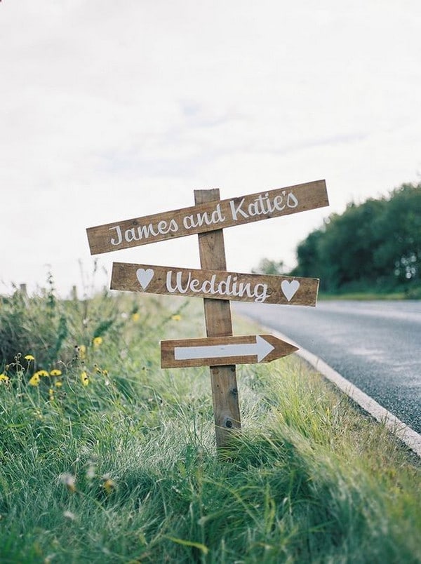 DIY country wedding sign ideas