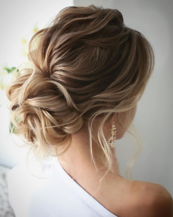 Messy wedding hairstyles for long hair from lenabogucharskaya