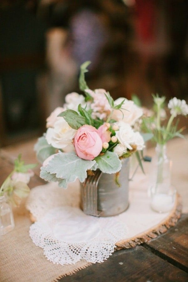 Vintage Farm, Shabby Chic Cedarwood Wedding