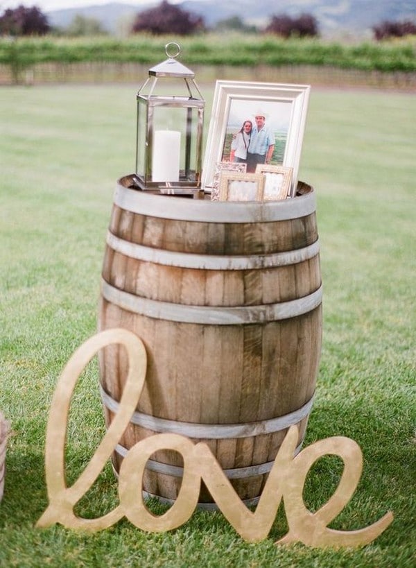 country rustic wedding ideas with wine barrels