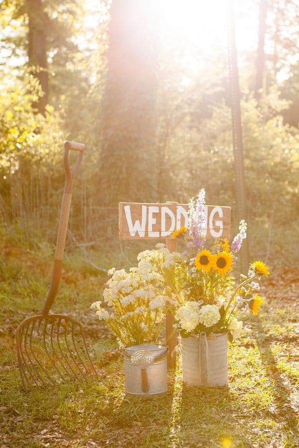 diy rustic wooden wedding sign decoration ideas