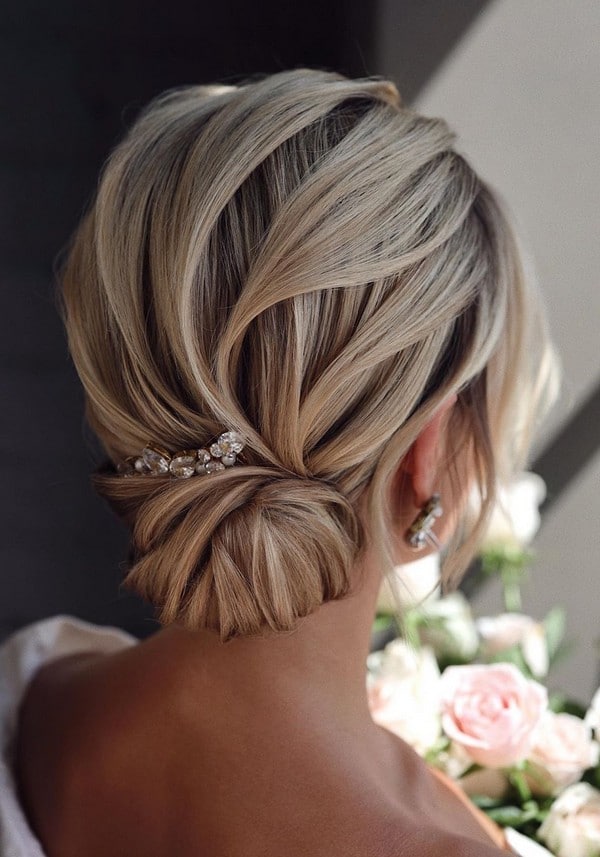 20 Low Bun Wedding Updo Hairstyles We Love Oh The Wedding