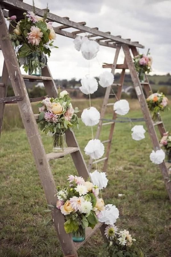 gorgeous rustic wedding ladder decoration ideas