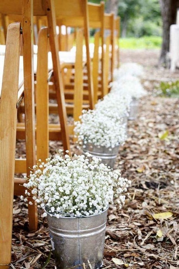 outdoor wedding aisle ideas with babys breath