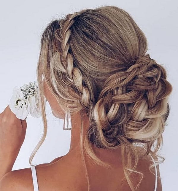 romantic updo trenza wedding hairstyle