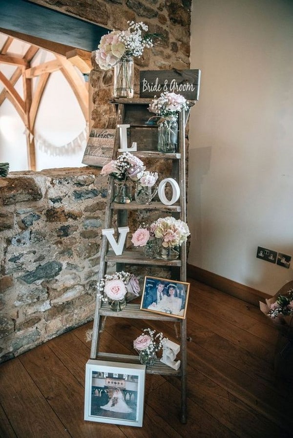 vintage country wedding photo display ideas