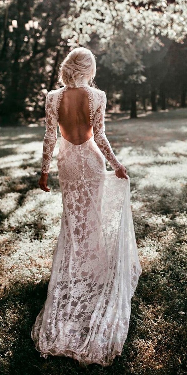 Backless open back lace wedding dresses #wedding #weddingdresses #weddingideas #bride