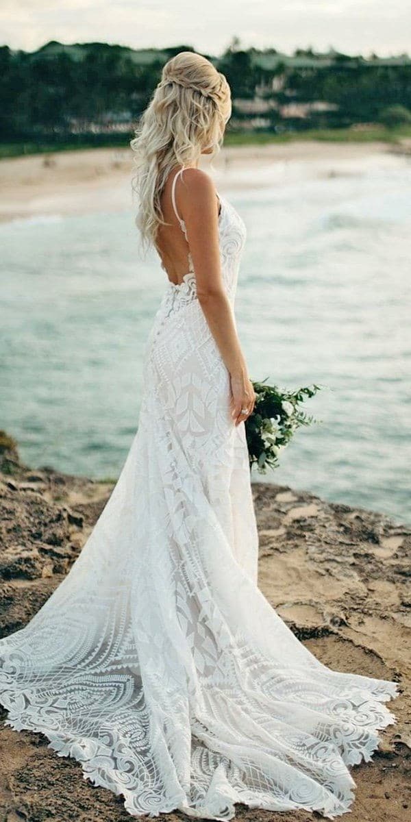 Backless open back lace wedding dresses #wedding #weddingdresses #weddingideas #bride