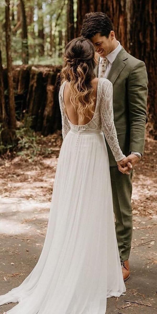 Backless open back lace wedding dresses #wedding #weddingdresses #weddingideas #bride