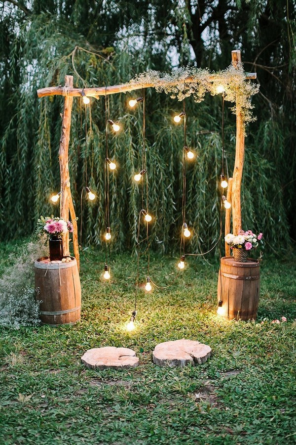 rustic outdoor fall wedding arches and backdrop #wedding #weddingideas #fallwedding #weddingarches