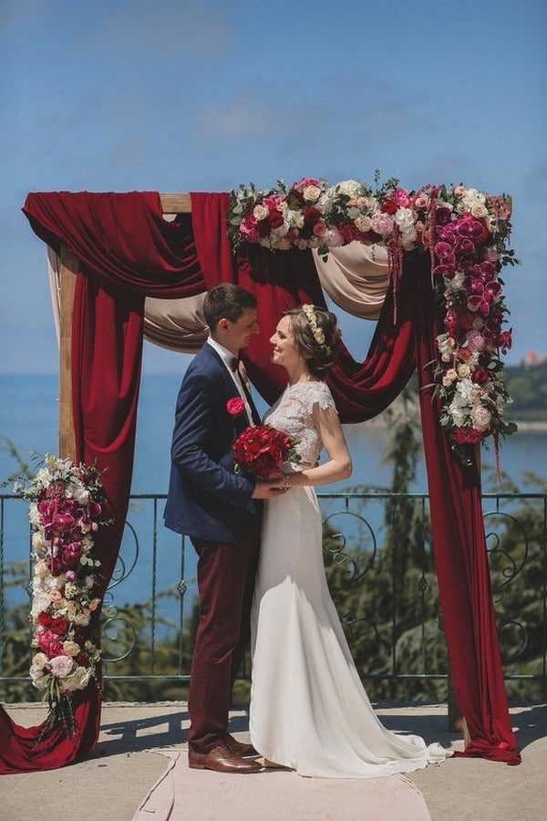 rustic outdoor fall wedding arches and backdrop #wedding #weddingideas #fallwedding #weddingarches