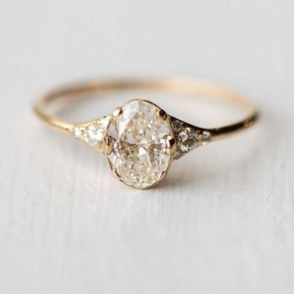 25 Vintage Engagement Rings You’ll Swoon Over - Oh The Wedding Day