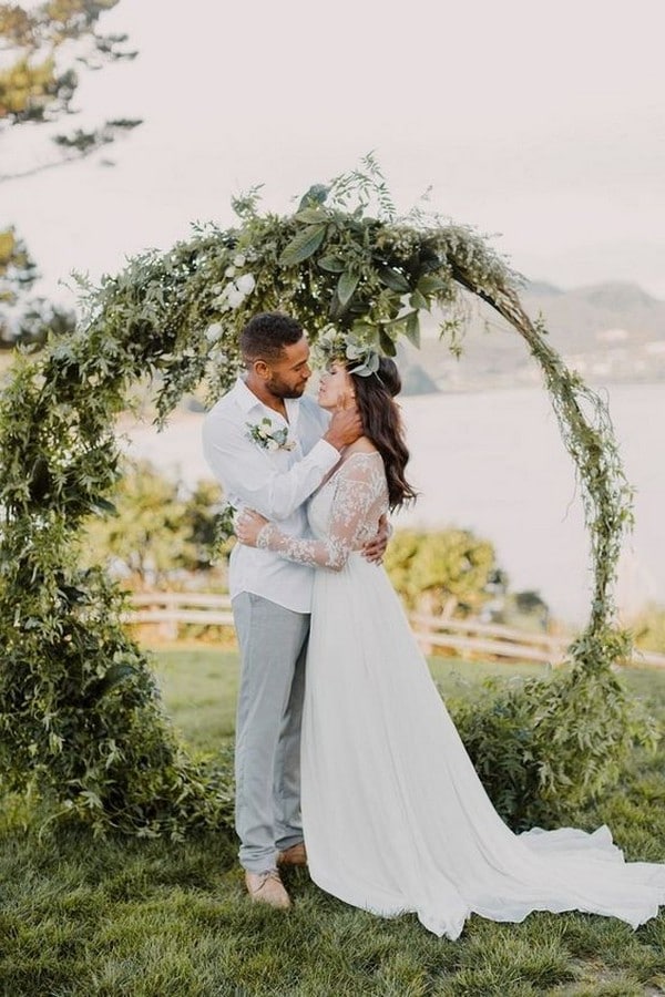 greenery circular wedding ceremony arch ideas