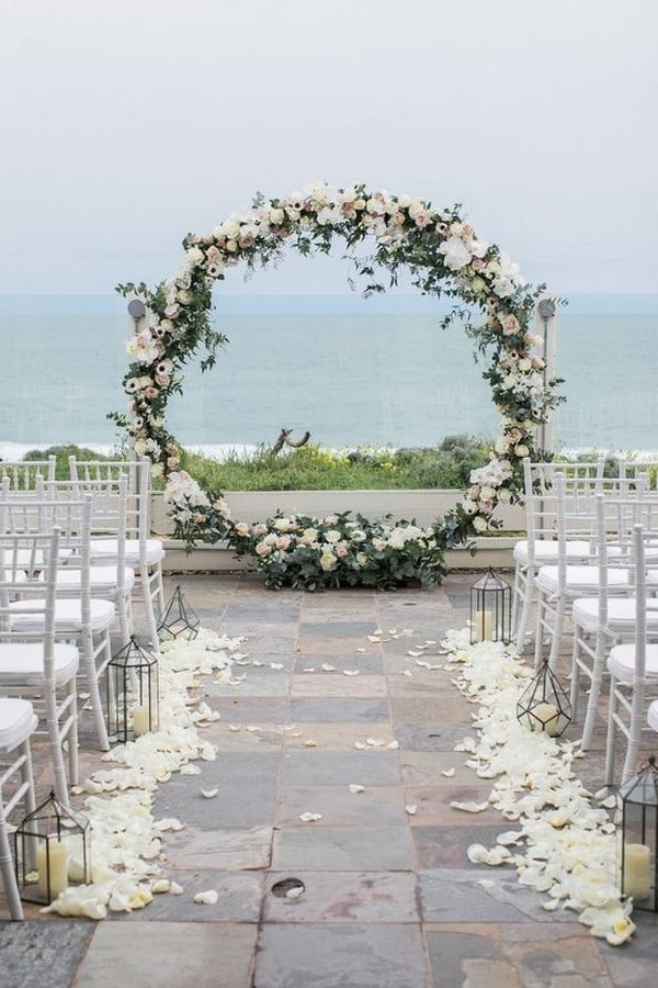 wedding ceremony decoration ideas with circular arch