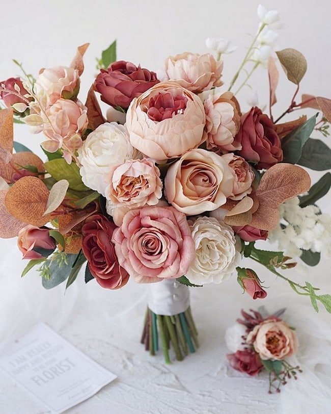 Dusty rose wedding bouquet ideas  #wedding #weddingbouquets #weddingideas