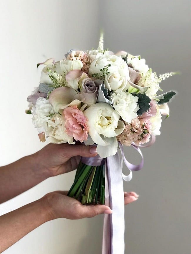 Unique wedding bouquet ideas from flowerna.ru  #wedding #flowers #weddingbouquets #weddingideas