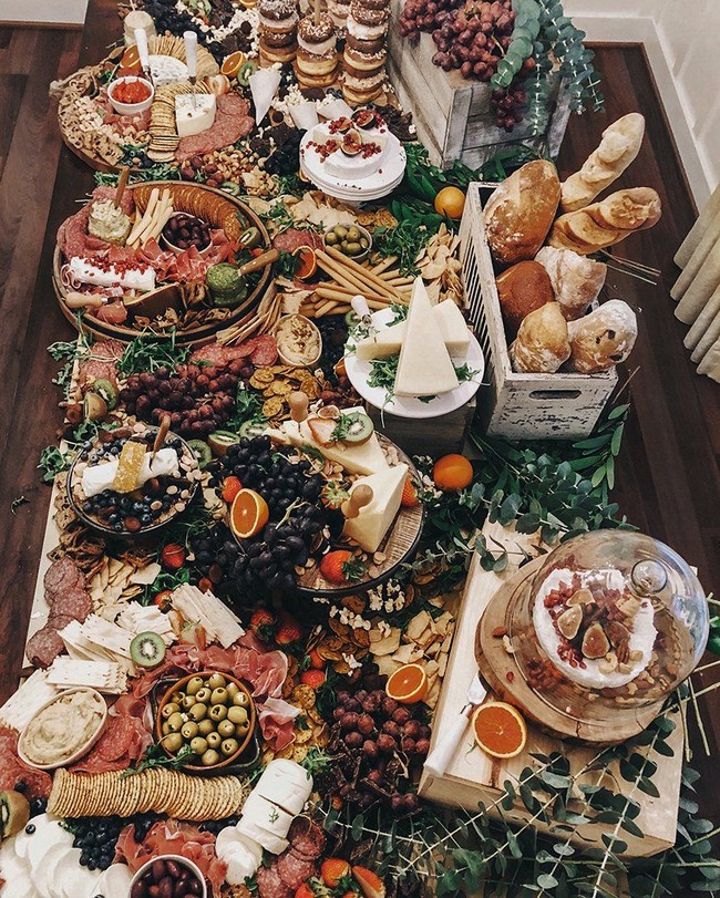 Wedding charcuterie table food ideas #wedding #weddingfoods #weddingideas