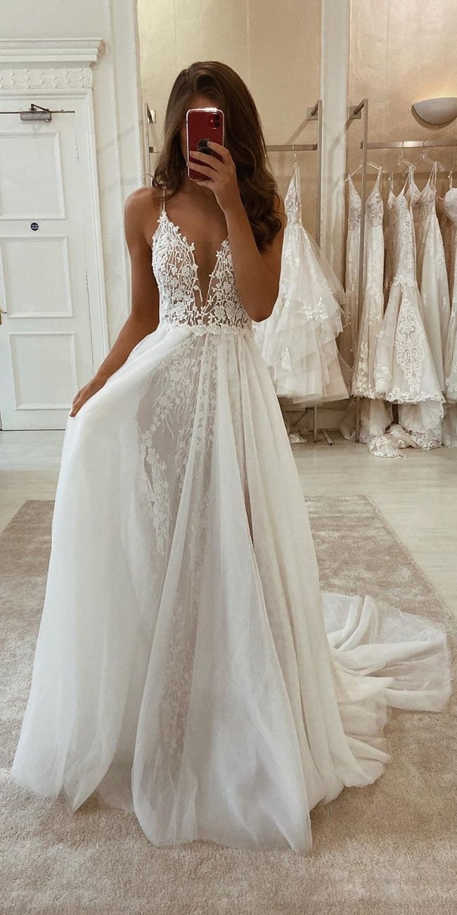 eleganza sposa Lace wedding dresses  #wedding #weddingideas #weddingdresses