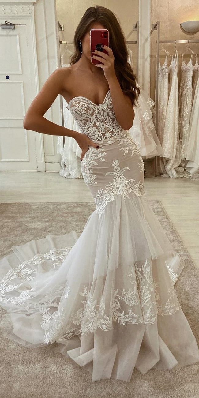 eleganza sposa Lace wedding dresses #wedding #weddingideas #weddingdresses