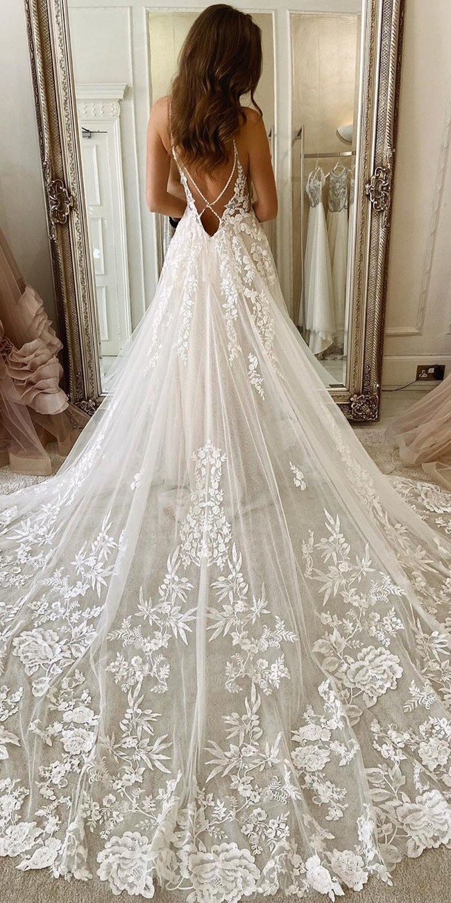 eleganza sposa Lace wedding dresses #wedding #weddingideas #weddingdresses