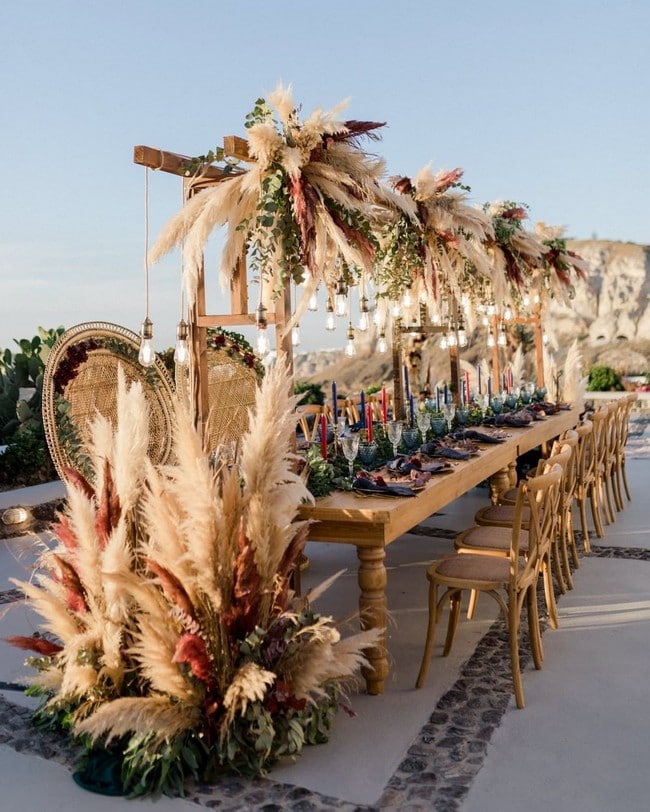 Bohemian Pampas Grass Wedding Ideas #bohoweddings #weddingideas #bohemian 