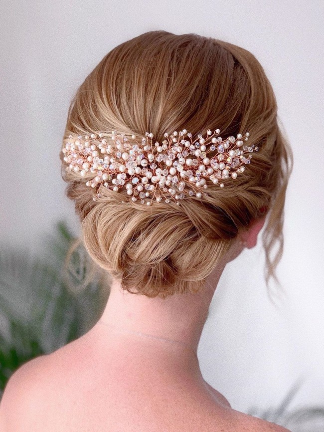 Olga Hampshire Wedding Updo Hairstyles #wedding #hair #hairstyles #weddingideas #weddingupdos