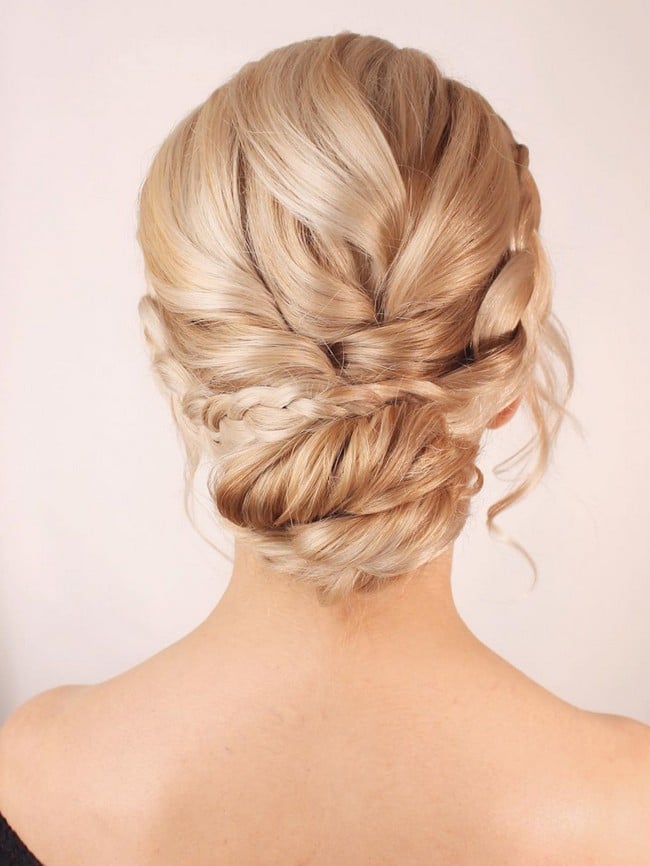 Olga Hampshire Wedding Updo Hairstyles #wedding #hair #hairstyles #weddingideas #weddingupdos