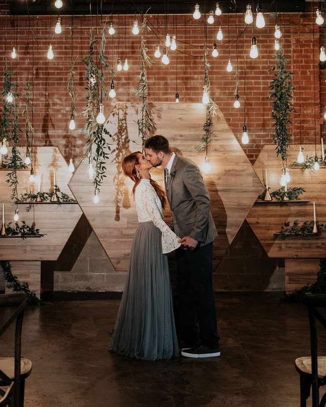 Bride And Groom Under Arch Wedding Photos #wedding #photos #weddingphotos #arches #weddingarches