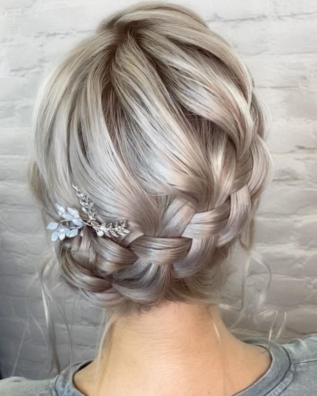 Long wedding updo hairstyles from lenabogucharskaya #wedding #weddingideas #hairstyles #weddingideas #weddinghair #updos #weddingupdos