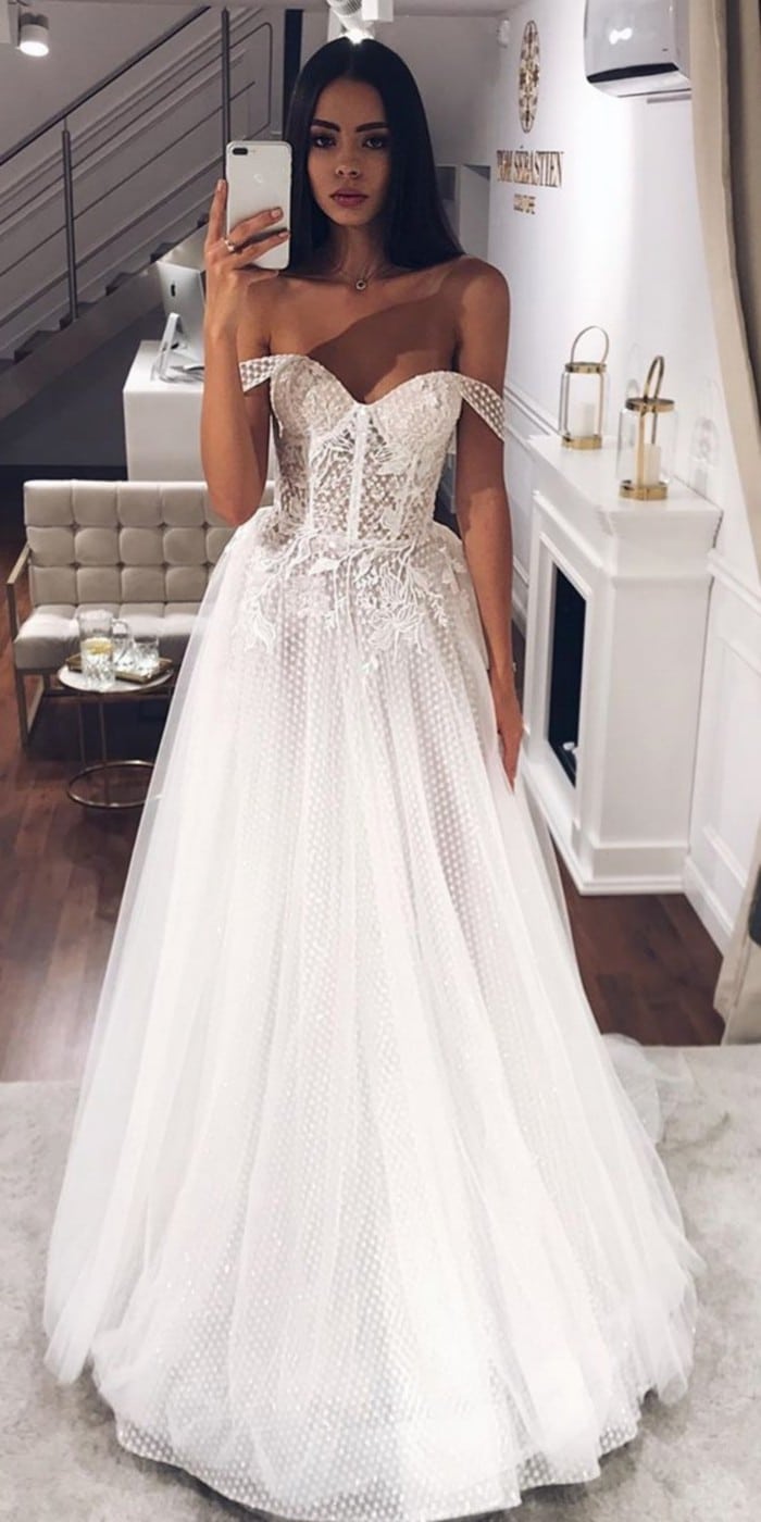 Lace Wedding Dresses from tomsebastien_official #wedding #dresses #weddingdresses #weddingideas #bridaldresses