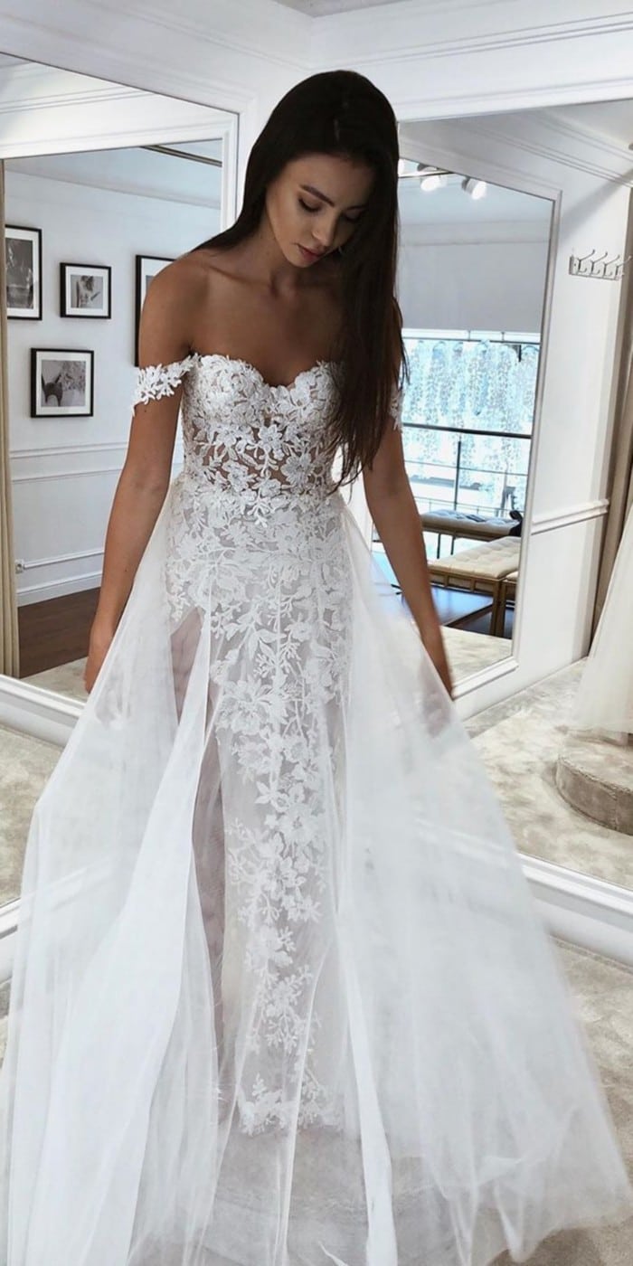 Lace Wedding Dresses from tomsebastien_official #wedding #dresses #weddingdresses #weddingideas #bridaldresses