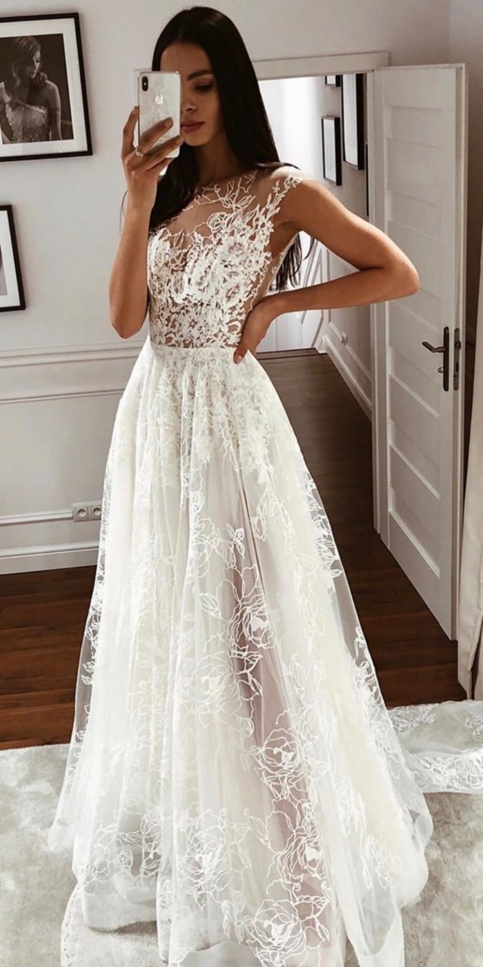 Lace Wedding Dresses from tomsebastien_official #wedding #dresses #weddingdresses #weddingideas #bridaldresses