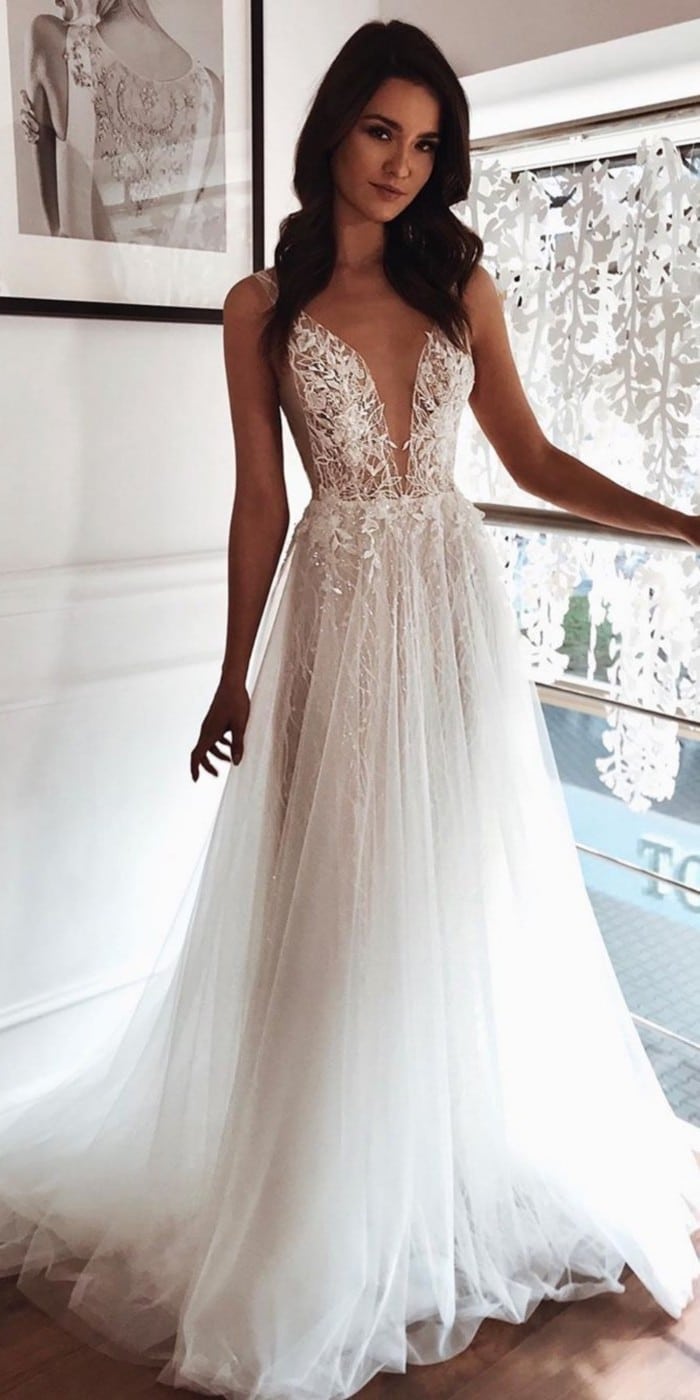 Lace Wedding Dresses from tomsebastien_official #wedding #dresses #weddingdresses #weddingideas #bridaldresses