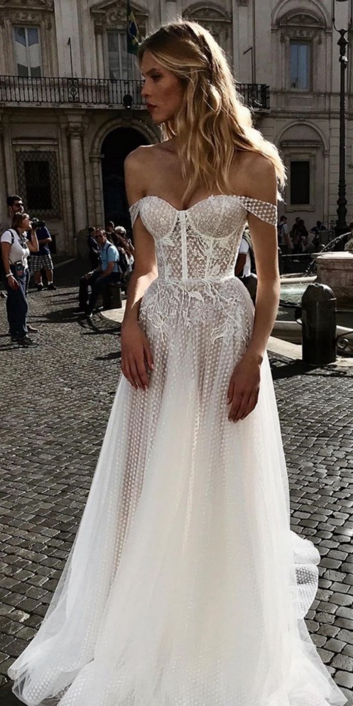 Lace Wedding Dresses from tomsebastien_official #wedding #dresses #weddingdresses #weddingideas #bridaldresses